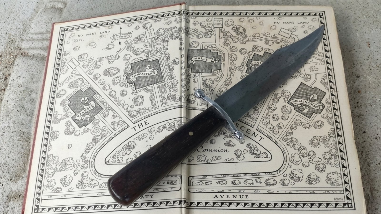 Atlanta Cutlery Corp Review Founded 1971, Prop Master Consultants for Braveheart and Gladiator — The Historical Arms Brand With 55 Years of Credibility