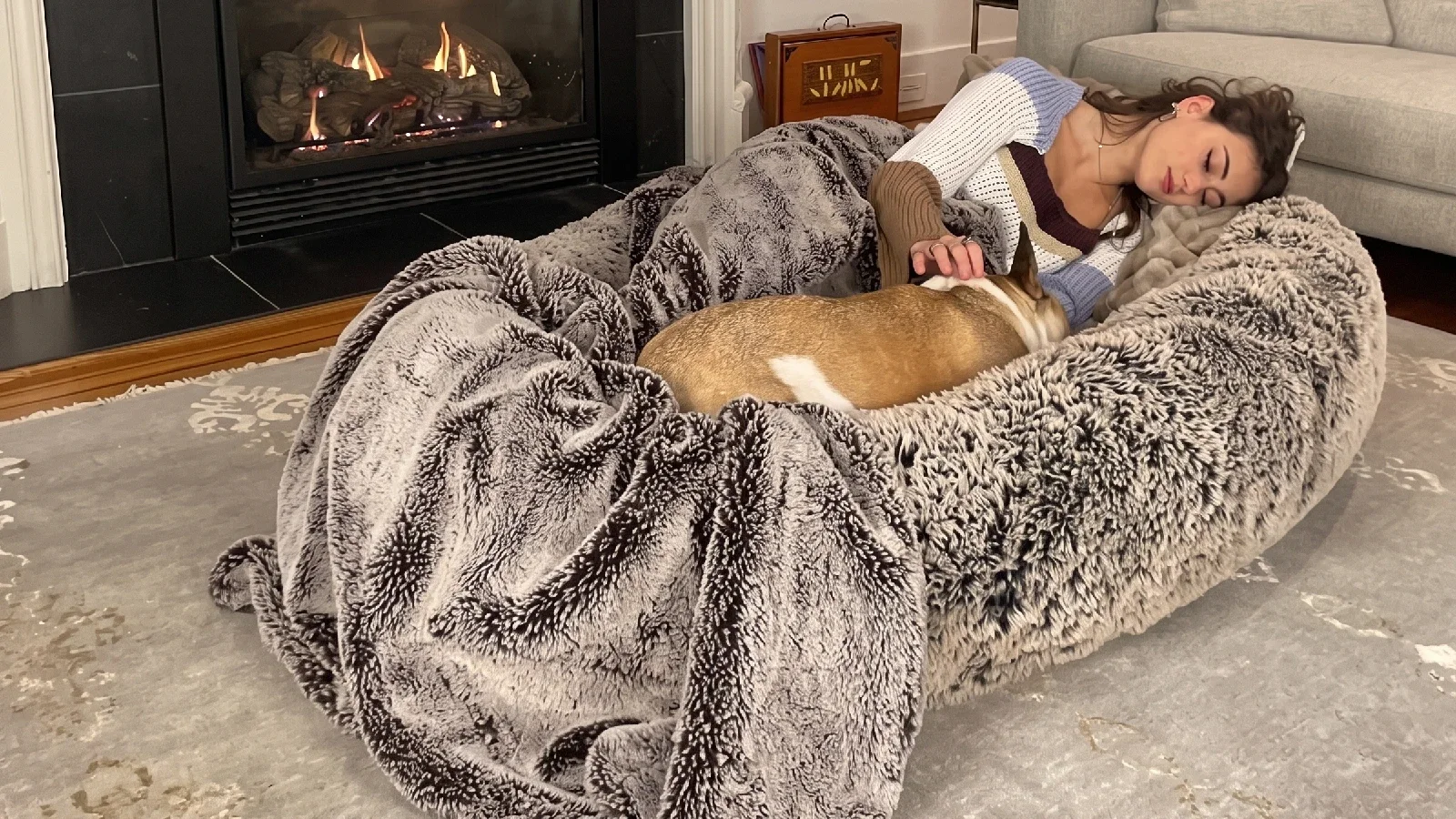Plufl Review The Viral Human Dog Bed Owners Call “the Most Comfiest Bed Ever”
