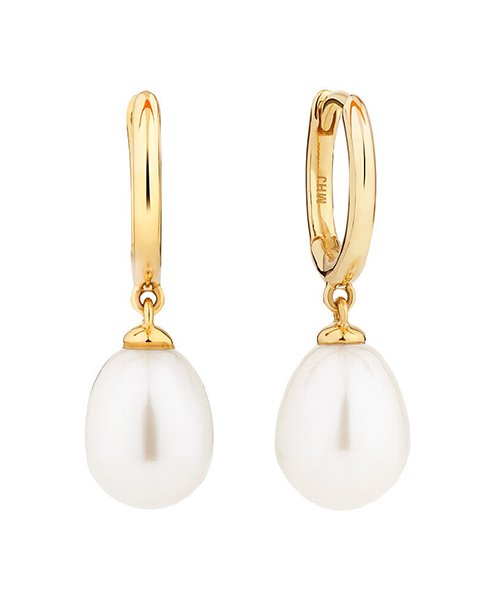 Pearl and gold earrings