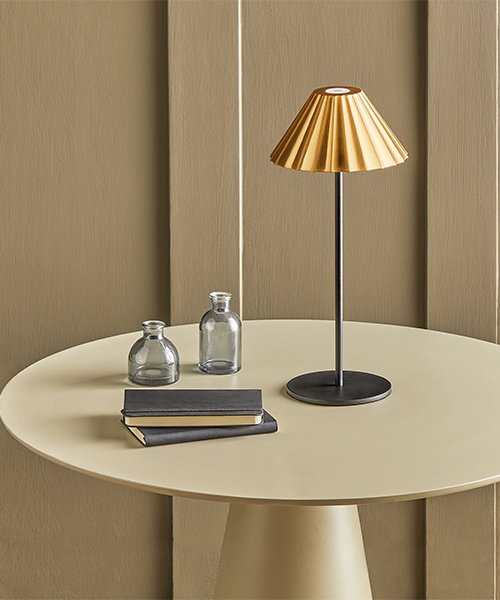 4. Twinky Rechargeable Table Lamp